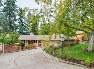 5804 SW Gillcrest Ct, Portland, OR 97221