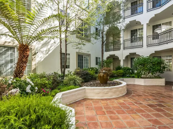 10630 Eastborne Ave APT 203, Los Angeles, CA 90024