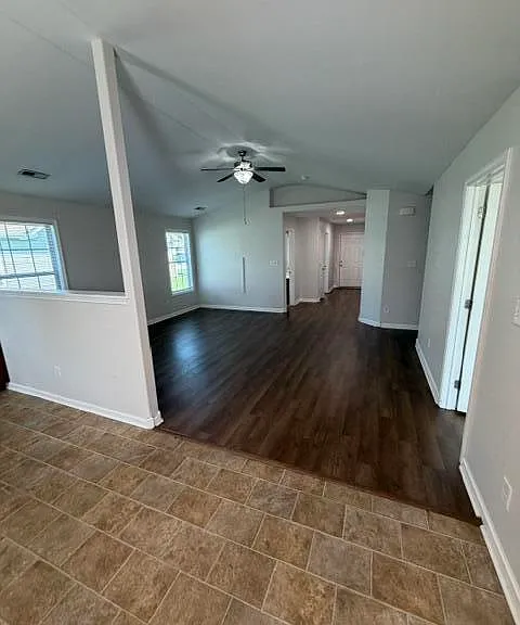 156 Stephen Dr — Photo 9
