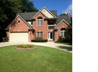 600 Lehigh Rd, Rochester Hills, MI 48307