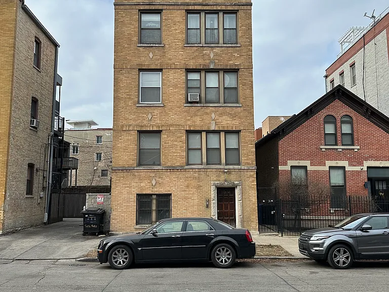 1214 N Wolcott Ave #1R — Photo 11