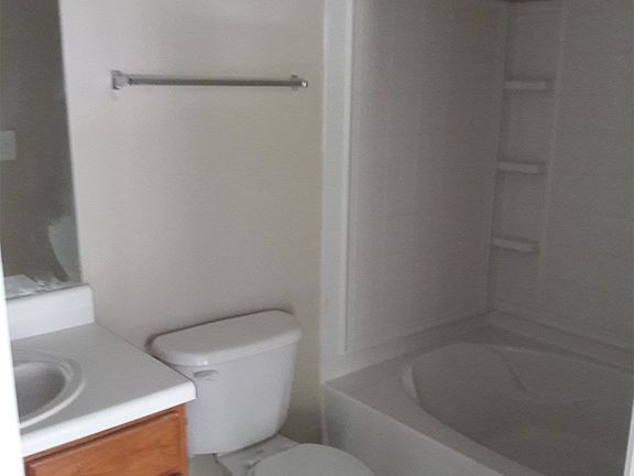 2nd image of 3169 Kingswood Gln #1