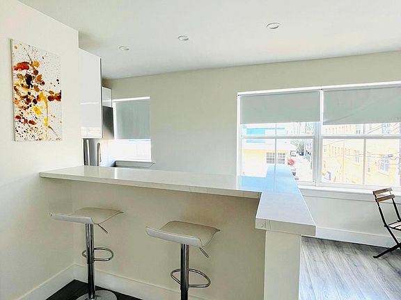 3rd image of 1308 Drexel Ave APT 305
