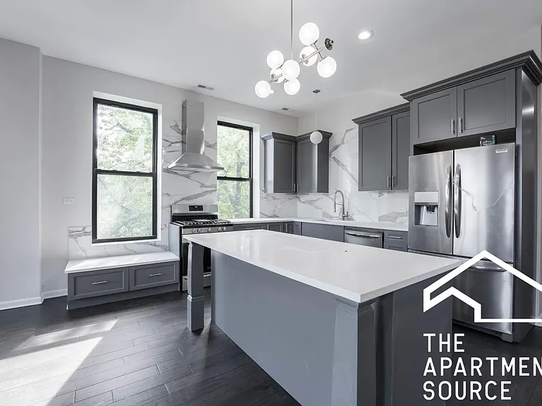 2702 W Thomas St #3 — Photo 2
