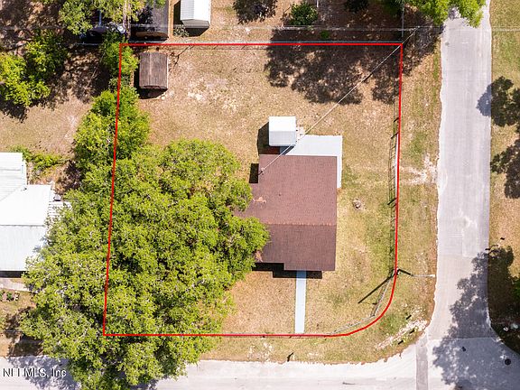 5th image of 22601 SE 58TH Place