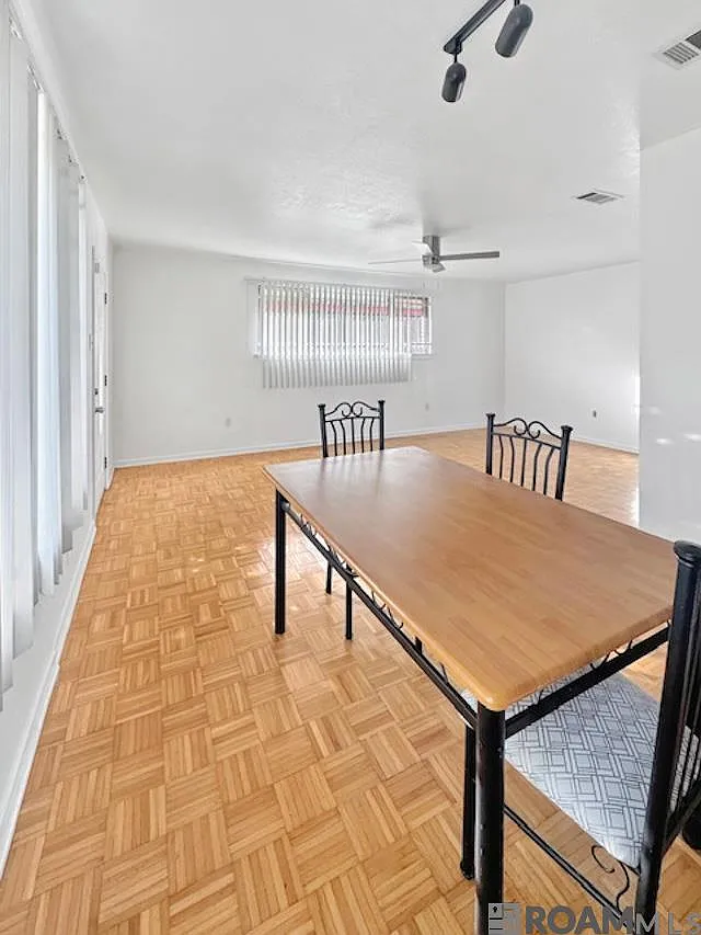 3 bed, 1416 sqft, $1,600 — Photo 3
