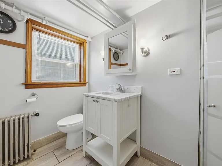 7058 S Fairfield Ave #G — Photo 12