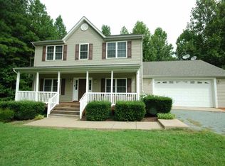 4185 Venable Rd, Kents Store, VA 23084