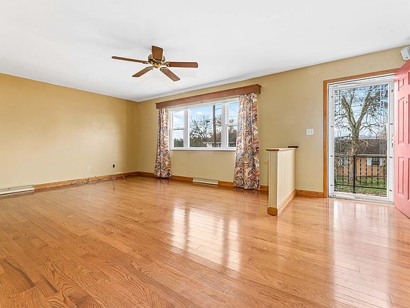 5th image of 1428 Dogwood Ave