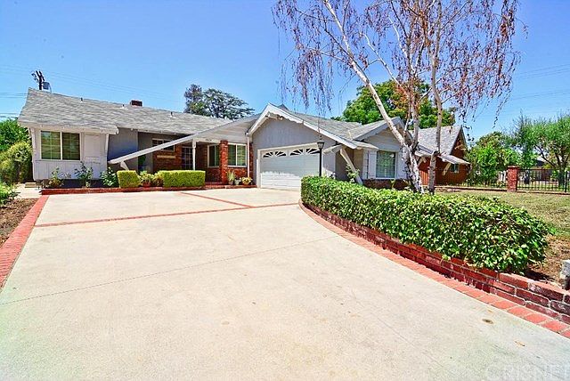 1st image of 8853 Gaviota Ave