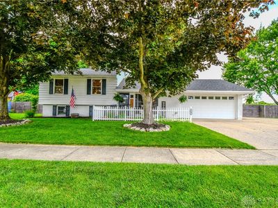 1137 Edgebrook Ave, New Carlisle, OH, 45344