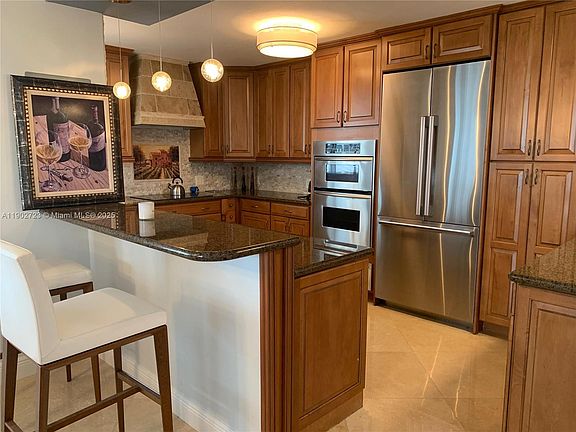 2nd image of 3600 Galt Ocean Dr #36009C