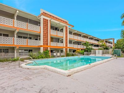 1450 NE 170th St APT 211, North Miami Beach, FL, 33162