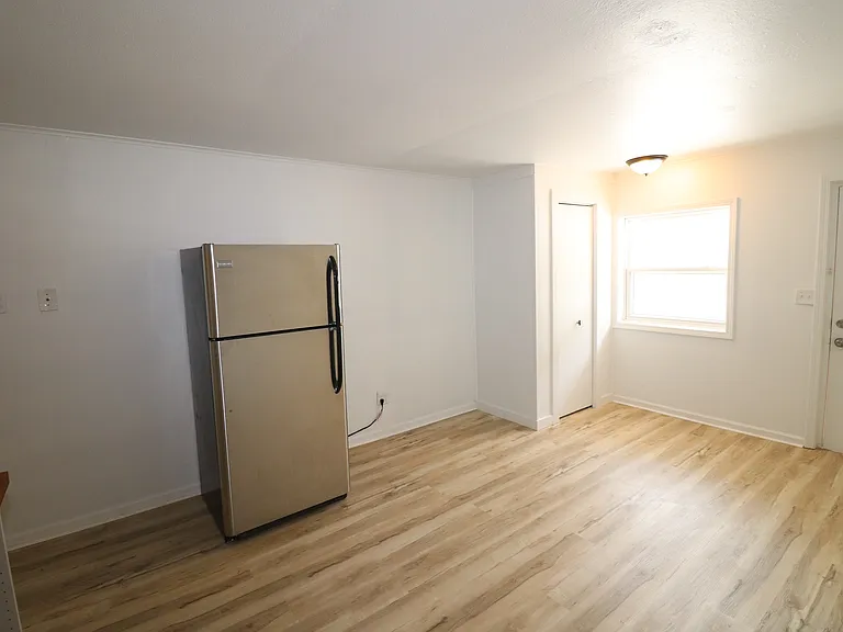21 Larue St #7 — Photo 3