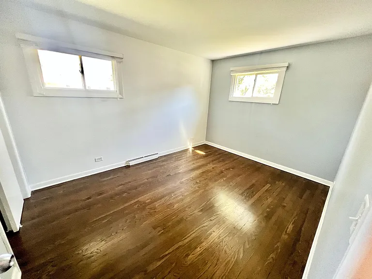 128 E Normandy Dr — Photo 15