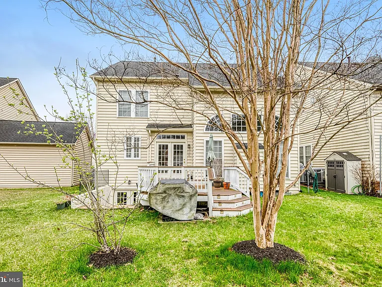 8416 Churchside Dr — Photo 21