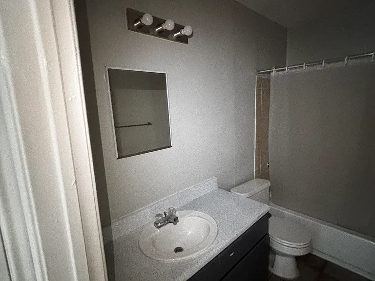 7581 Windsor Oaks #7581 — Photo 11