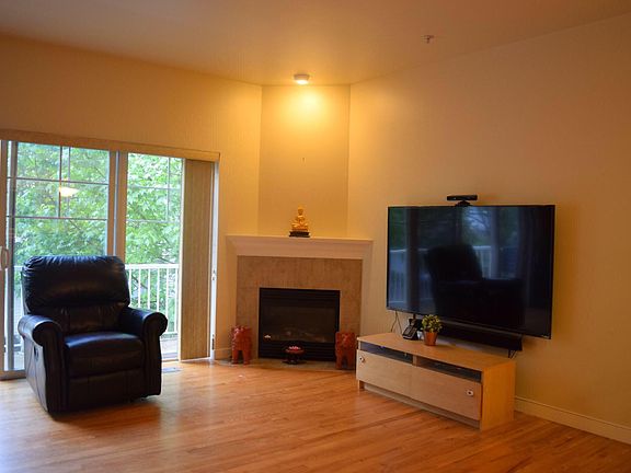4th image of 17936 NE 90th St