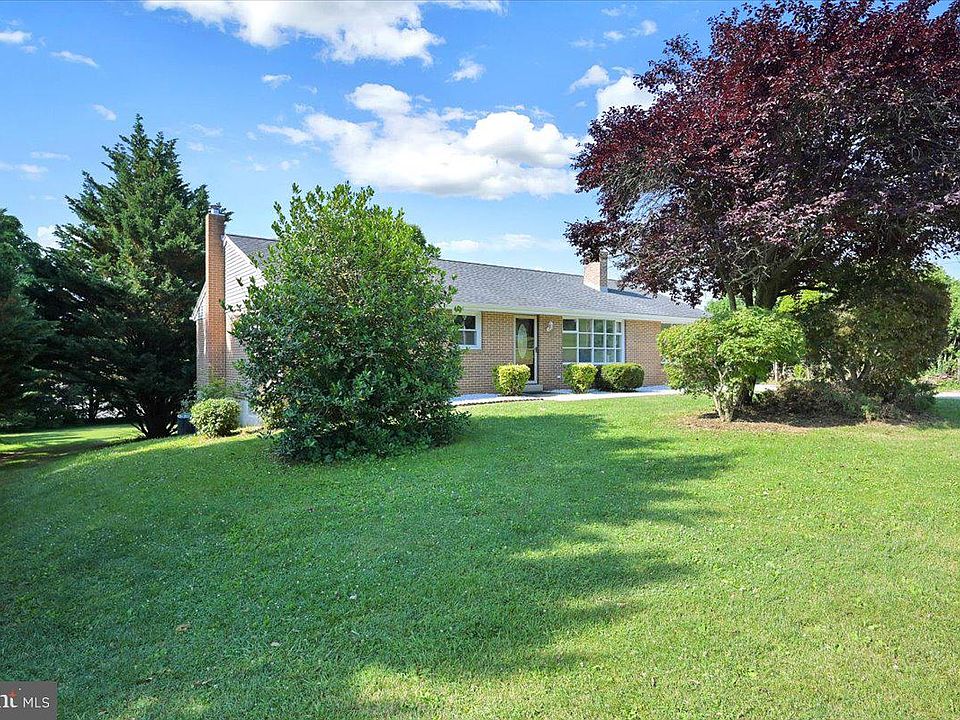 438 Valley Rd, Etters, PA 17319 Zillow