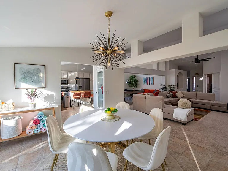 Buckskin Cir — Photo 19
