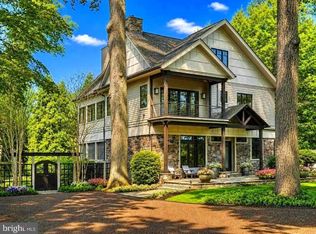 235 N Main St, New Hope, PA 18938
