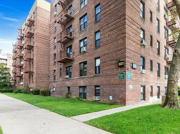 3021 Avenue Z image 1 of 18