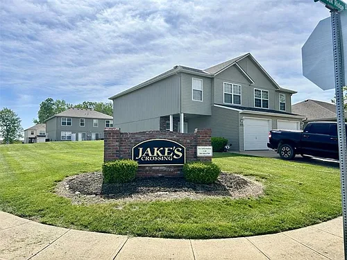 Jake's Crossing Photo 1