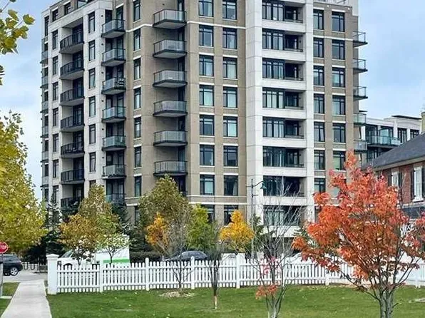 111 Upper Duke Cres #701, Markham, ON L6G 0C8