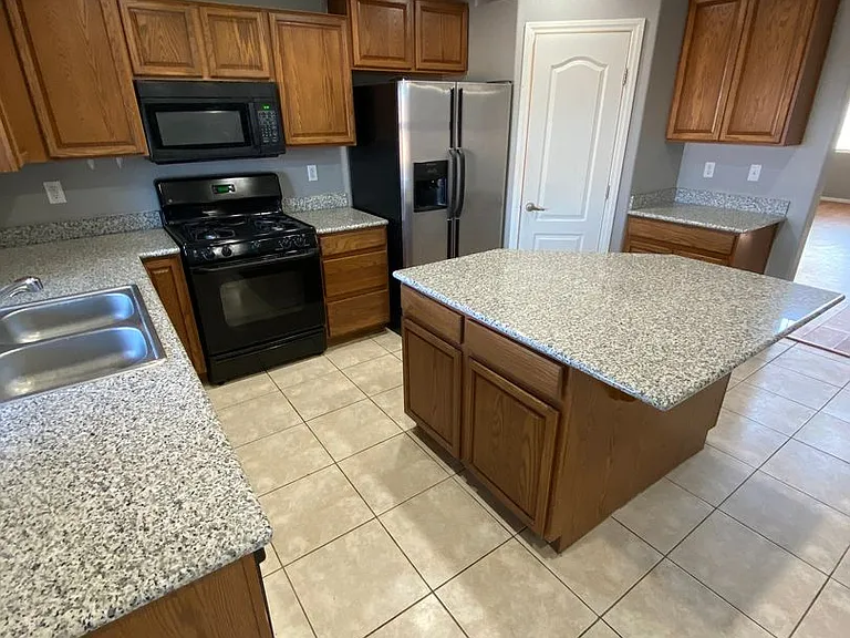 5408 Indian Rose St — Photo 11