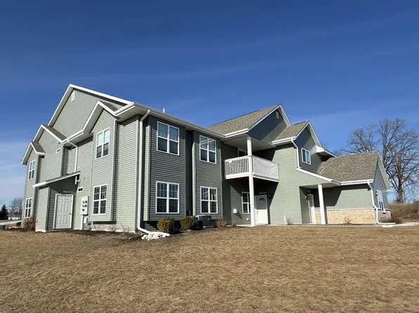W197N16838 Stonewall DRIVE, Jackson, WI 53037