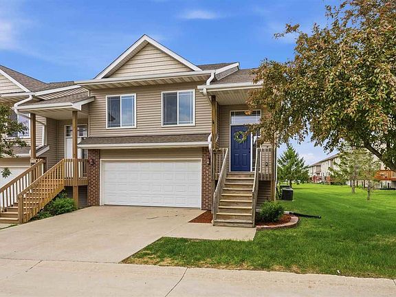 2nd image of 1809 Goose Lake Cir