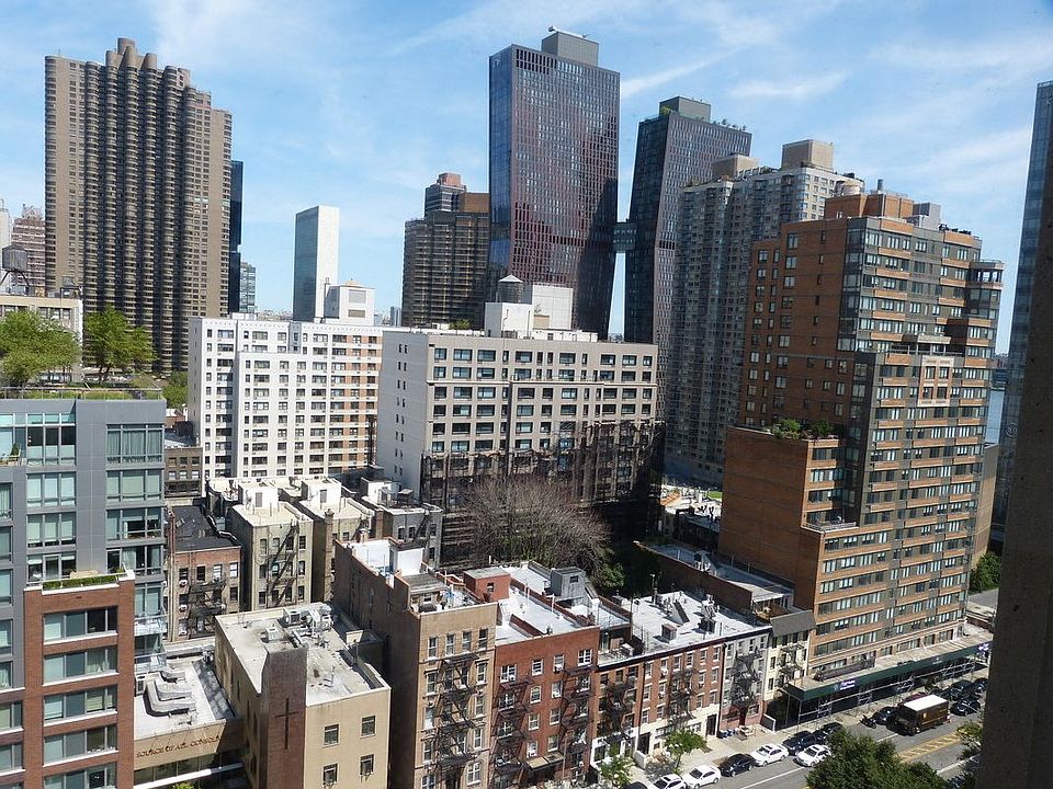 1st image of 330 E 33rd St APT 15D