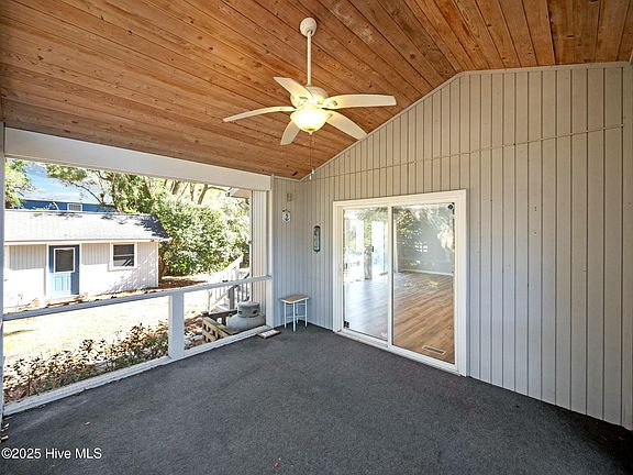 4th image of 203 Savannah Avenue