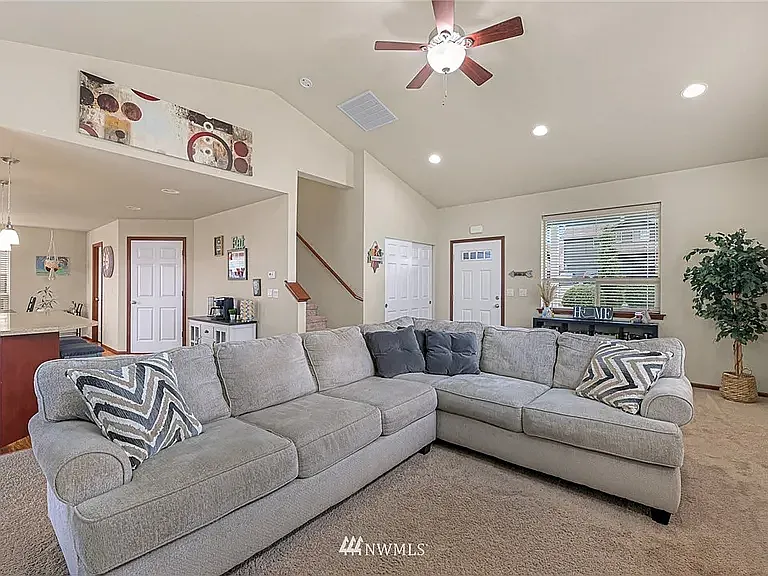 5239 Arrow Ct — Photo 4
