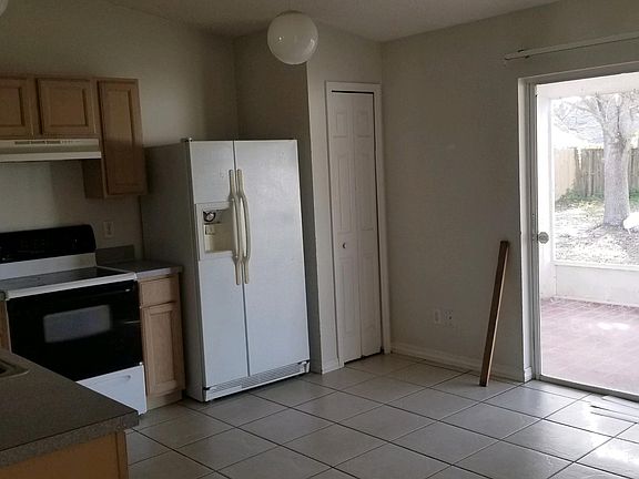 5th image of 312 Albedo Ave SE