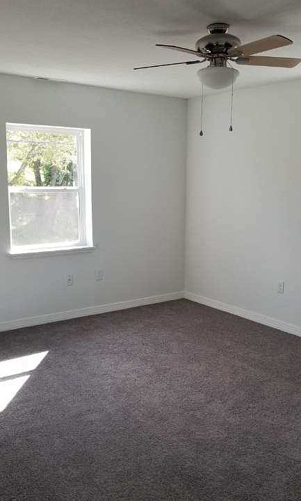 1st image of 18 Green Dr #B