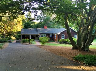 100 Burr St, Fairfield, CT 06824