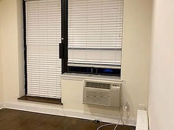 3rd image of 155 E 30th St APT 5C