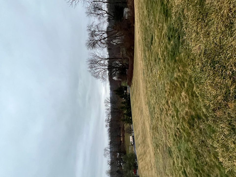 2nd image of 5984 Saratoga Ln