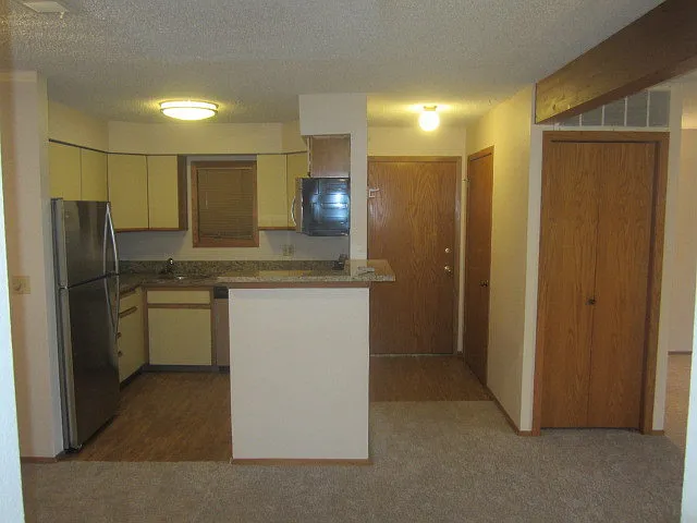 2890 Shadow Creek Dr #104 — Photo 4