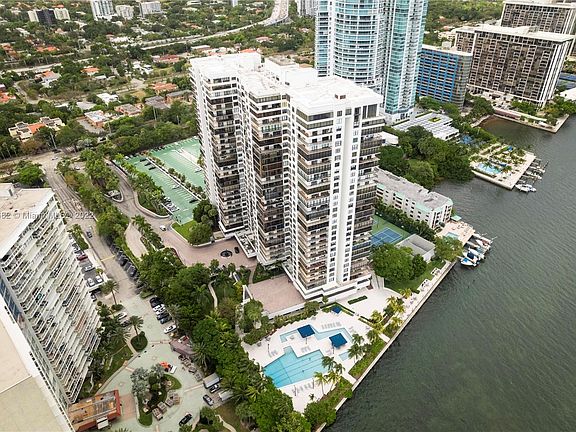 4th image of 2333 Brickell Ave APT 1804