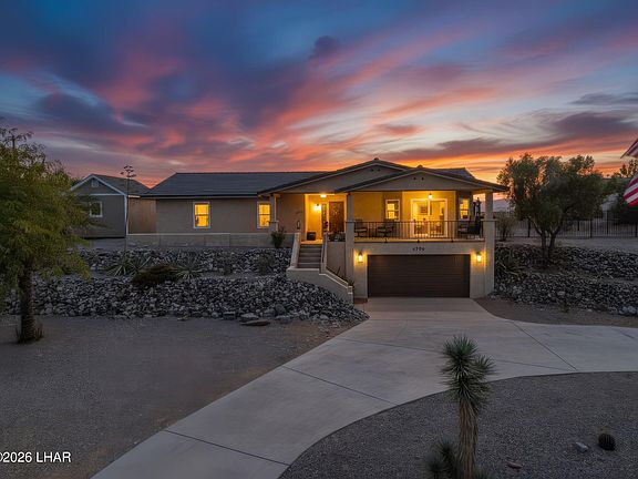 3rd image of 3580 Yucca Dr