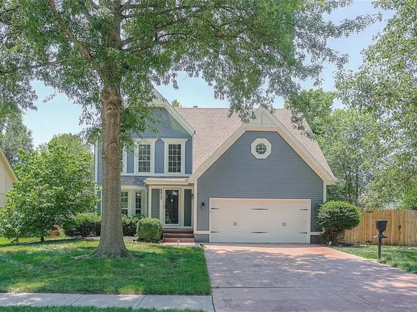 8017 W 147th St, Overland Park, KS 66223