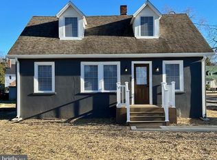 235 Main St, Port Royal, VA 22535