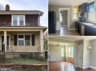 11 W 2nd Ave, Lititz, PA 17543