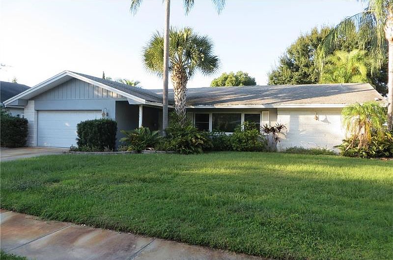 1st image of 8821 Hershey Ln