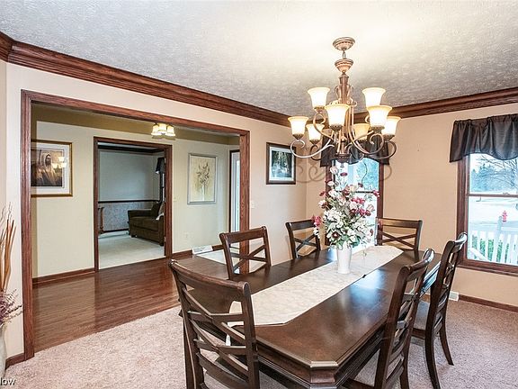 3rd image of 294 Aynesly Way