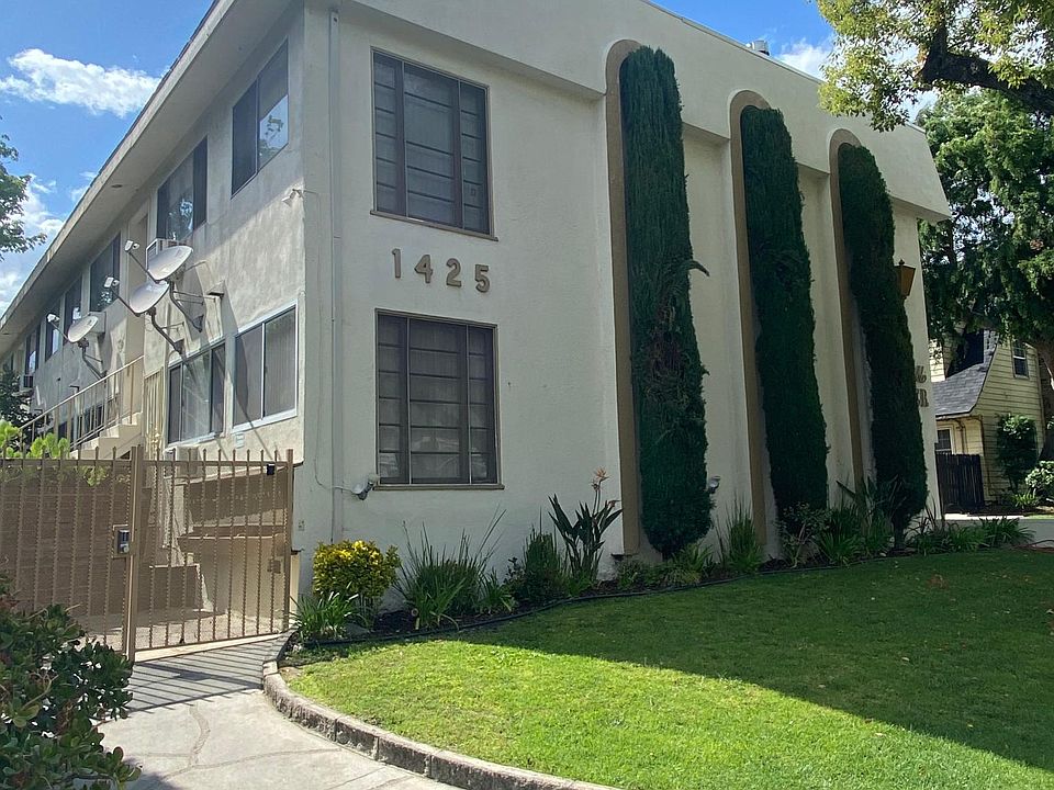 Welcome to the 1425 Los Robles Tower photo tour!