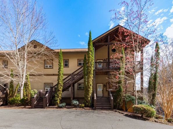 295 Sawgrass Dr #4, Whittier, NC 28789