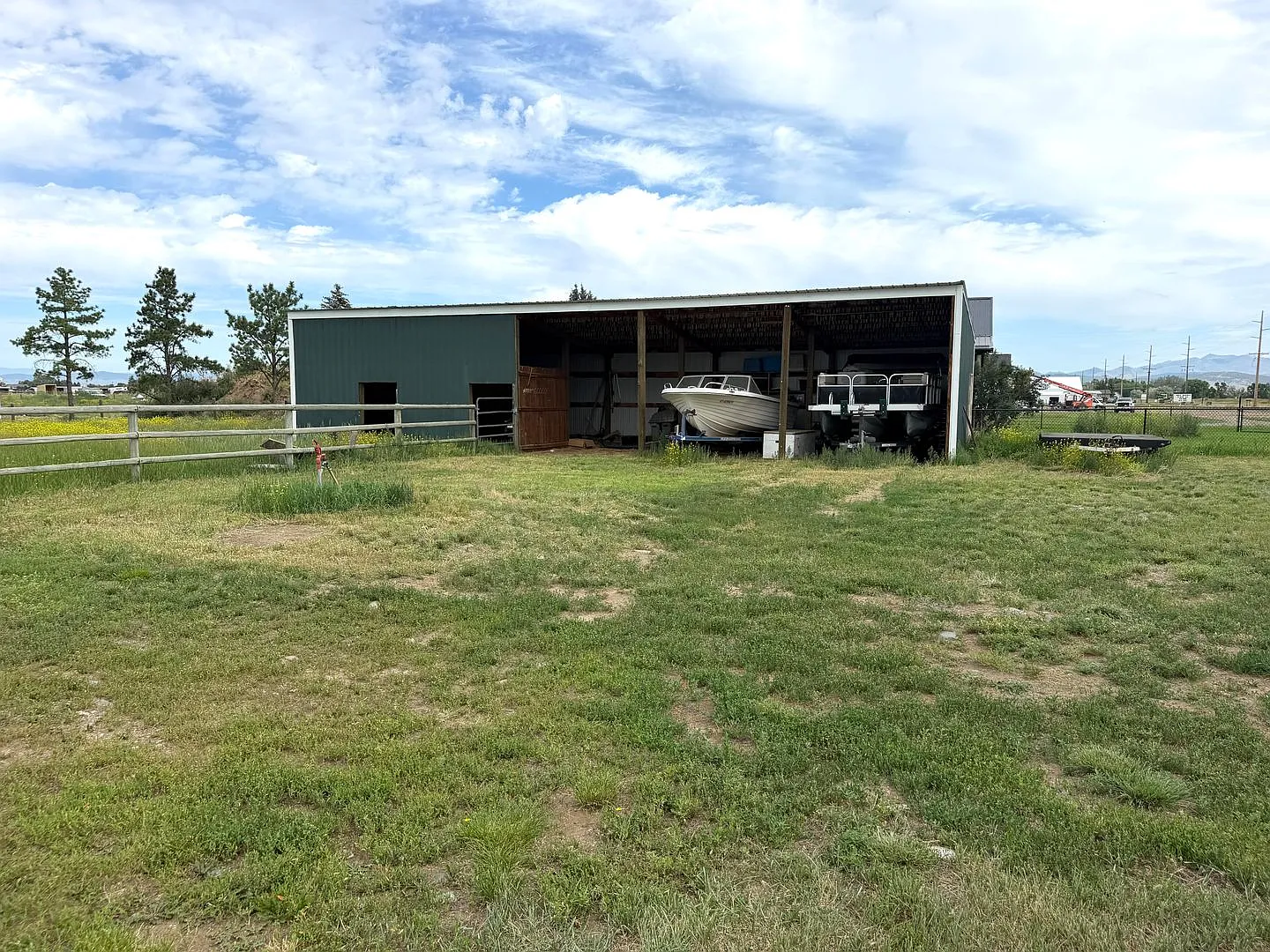 3680 Valley Dr. — Photo 3